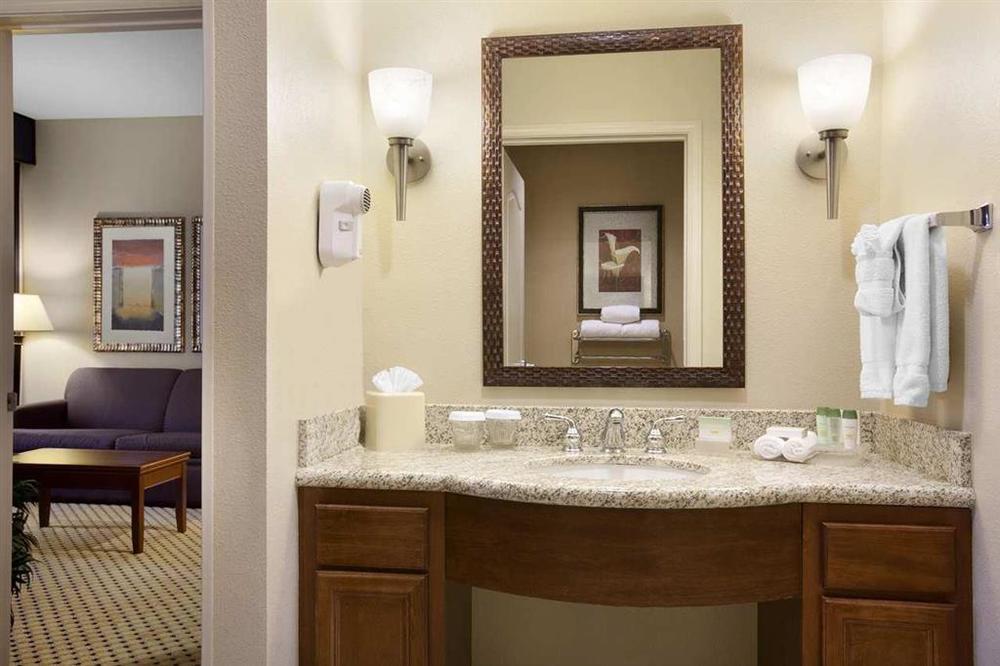 Homewood Suites Laredo At Mall Del Norte חדר תמונה