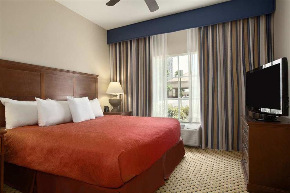 Homewood Suites Laredo At Mall Del Norte חדר תמונה